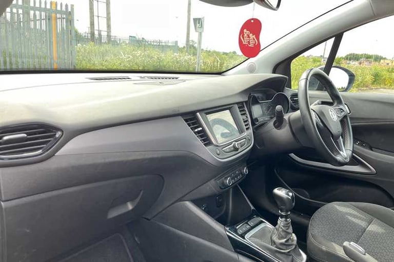 2022 Vauxhall Crossland 1.2 Turbo Design SUV 5dr Petrol Manual Euro 6 (s/s) (110 ps) SUV Petrol M...