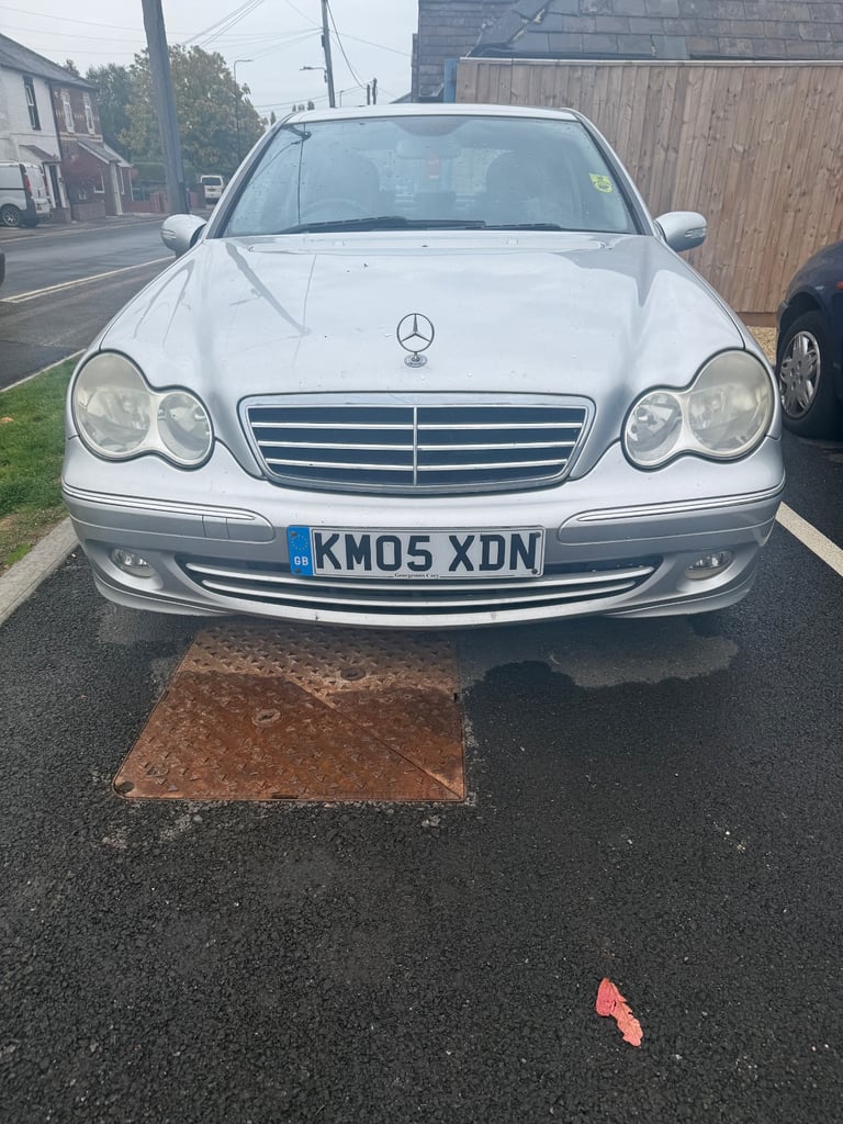 image for Mercedes-Benz, C CLASS, Saloon, 2005, Semi-Auto, 2148 (cc), 4 doors