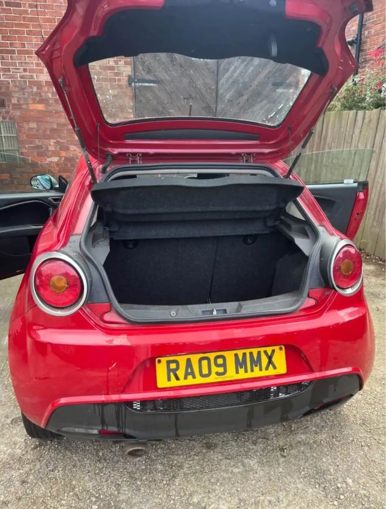 Alfa Romeo, MITO, Hatchback, 2009, Manual, 1368 (cc), 3 doors