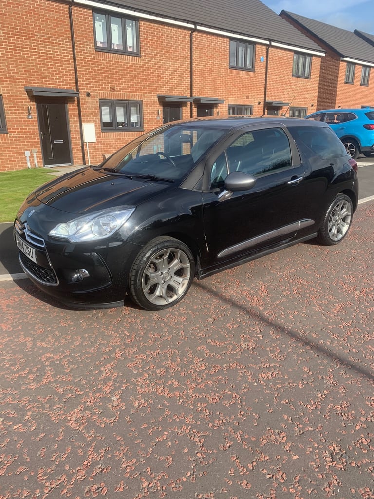 image for Citroen Ds3 black edition diesel - 1 year mot