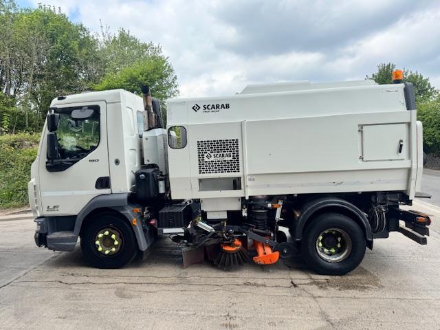 2016 16 DAF LF 180 E6 12T Scarab Merlin dual sweep road sweeper ex council