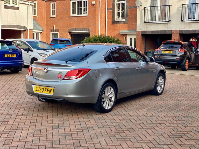 Vauxhall, INSIGNIA, Hatchback, 2013, Manual, 1956 (cc), 5 doors