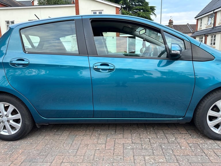 2013 Toyota Yaris 1.33 Dual VVT-i TR Euro 5 5dr HATCHBACK Petrol Manual