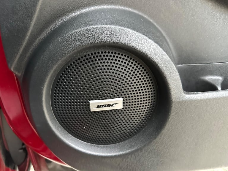 2011 Nissan Qashqai 1.5 dCi Tekna 2WD Euro 5 5dr HATCHBACK Diesel Manual