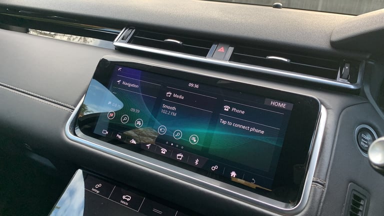 2018 Land Rover Range Rover Velar 2.0 D240 R-Dynamic SE SUV 5dr Diesel Auto 4WD Euro 6 (s/s) (240...