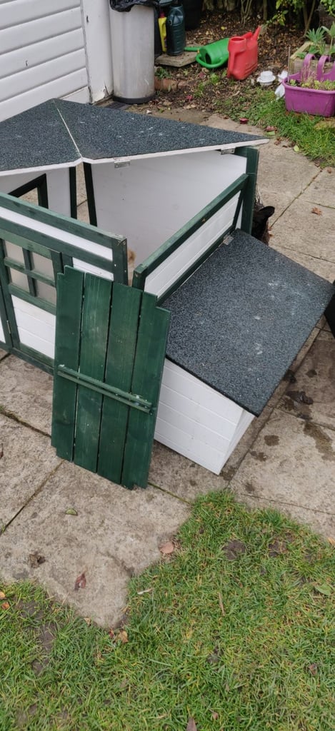 Pawhut chicken coop and run