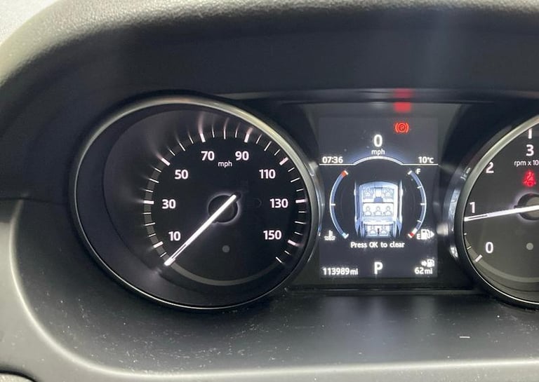 2016 Land Rover Discovery Sport 2.0 TD4 180 HSE Black 5dr Auto ESTATE DIESEL Automatic