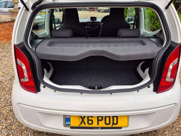 2012 Volkswagen up! 1.0 Move up! Euro 5 3dr HATCHBACK Petrol Manual