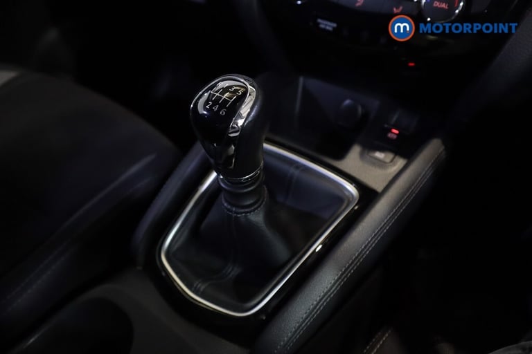 2020 Nissan Qashqai 1.3 DiG-T 160 Acenta Premium 5dr HATCHBACK PETROL Manual