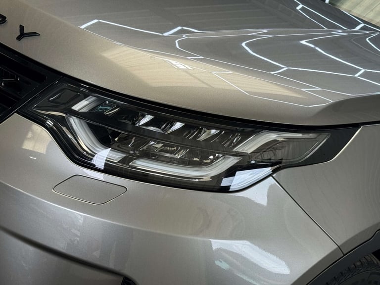 2017 Land Rover Discovery 3.0 Discovery Luxury HSE TD6 Auto 4WD 5dr SUV Diesel Automatic