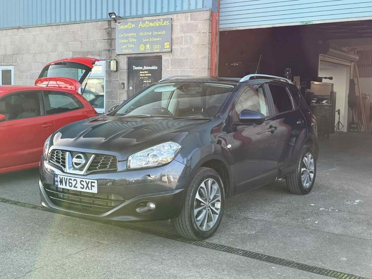 2012 Nissan Qashqai 1.6 dCi Tekna 5dr HATCHBACK Diesel Manual