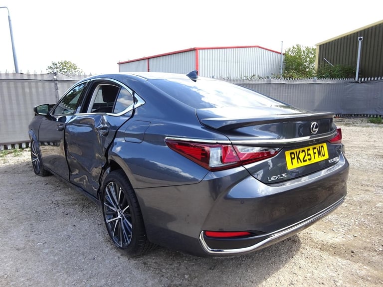2025 25 REG LEXUS ES 300H PREMIUM HYBRID AUTO DAMAGED REPAIRABLE SALVAGE