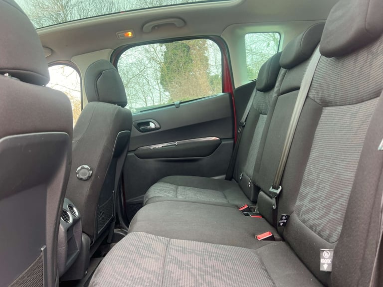 2010 Peugeot 3008 1.6 3008 Exclusive HDi Semi-Auto 5dr SUV Diesel Automatic