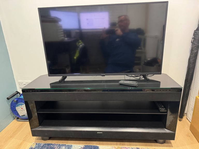 Sony theatre stand system RHT-G950