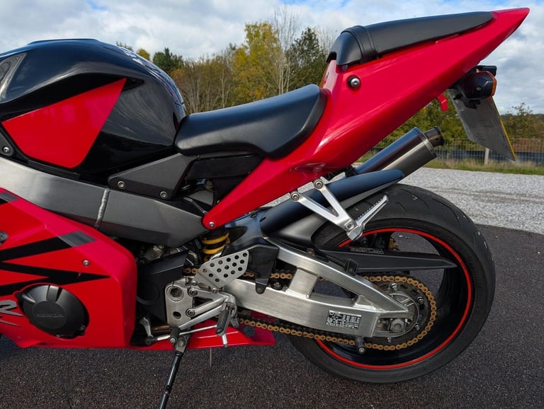 2004 Honda CBR900RR Fireblade