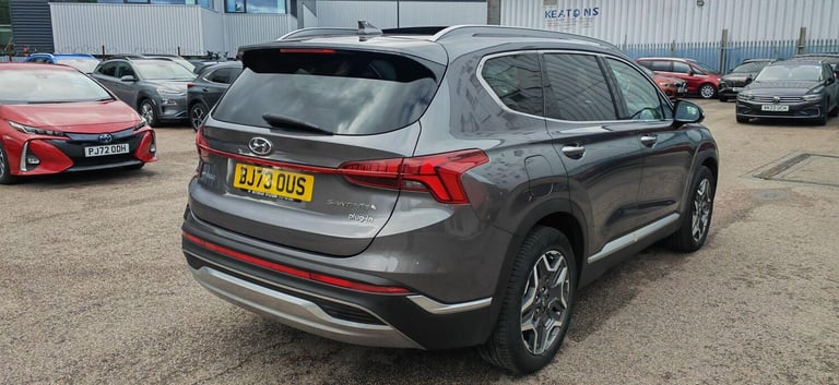 2023 Hyundai Santa Fe 1.6 T-GDi 13.8kWh Ultimate Auto 4WD Euro 6 (s/s) 5dr ESTATE Petrol/Electric...