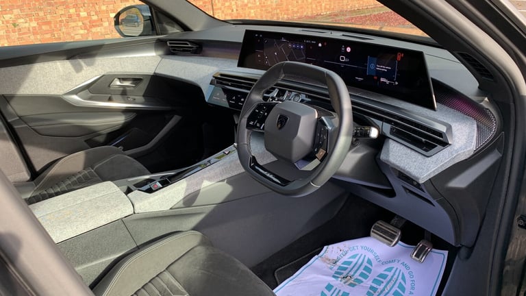 2024 Peugeot 3008 1.2 HYBRID GT SUV 5dr Petrol Hybrid e-DSC6 Euro 6 (s/s) (136 ps) SUV Hybrid Aut...