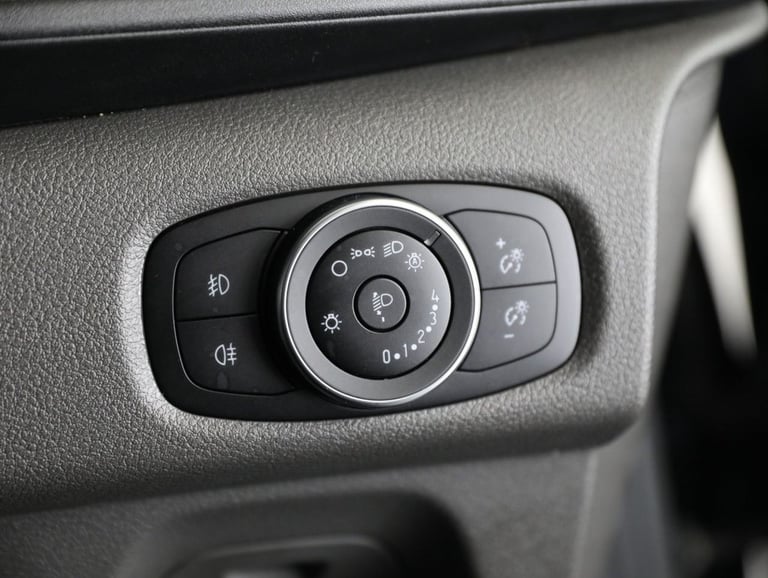 2022 Ford Transit Custom 2.0 300 EcoBlue Limited Panel Van 5dr Diesel Manual L2 H1 Euro 6 (s/s) (...