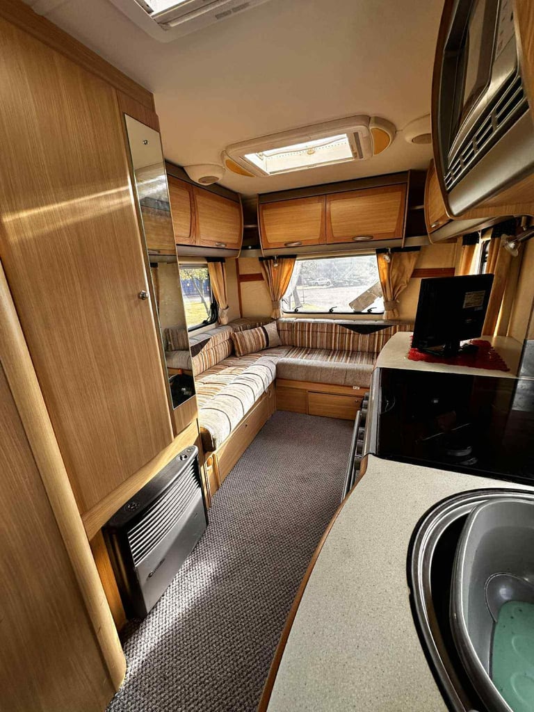 Bessiecarr e425 2008 motorhome