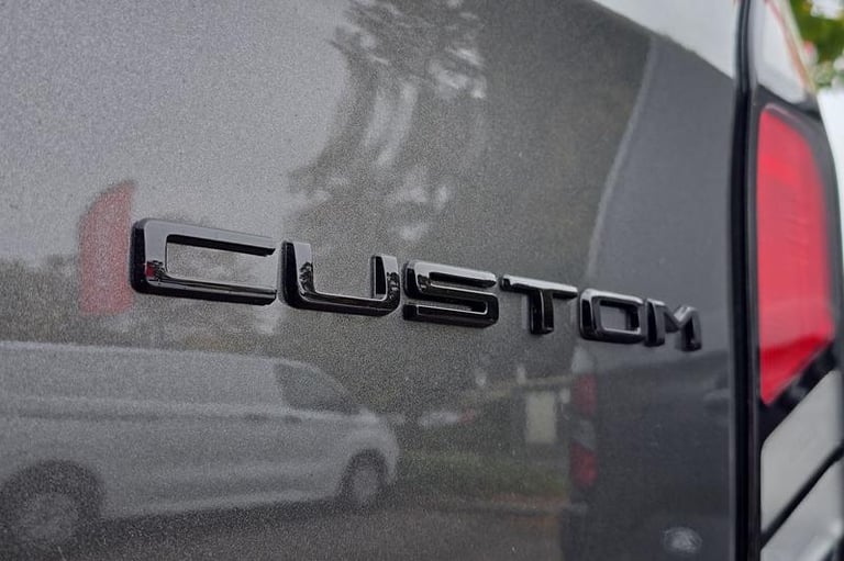2025 Ford Transit Custom 2.5 PHEV 232ps H1 Double Cab Van Limited Auto PANEL VAN PETROL/ELECTRIC ...