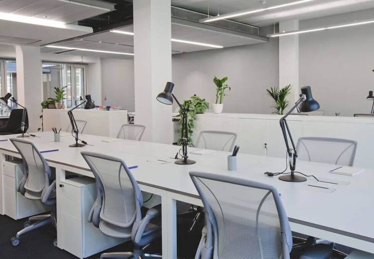 *Tottenham Court Road* Private Serviced Offices: Units from 2 to 50 desks for rent W1