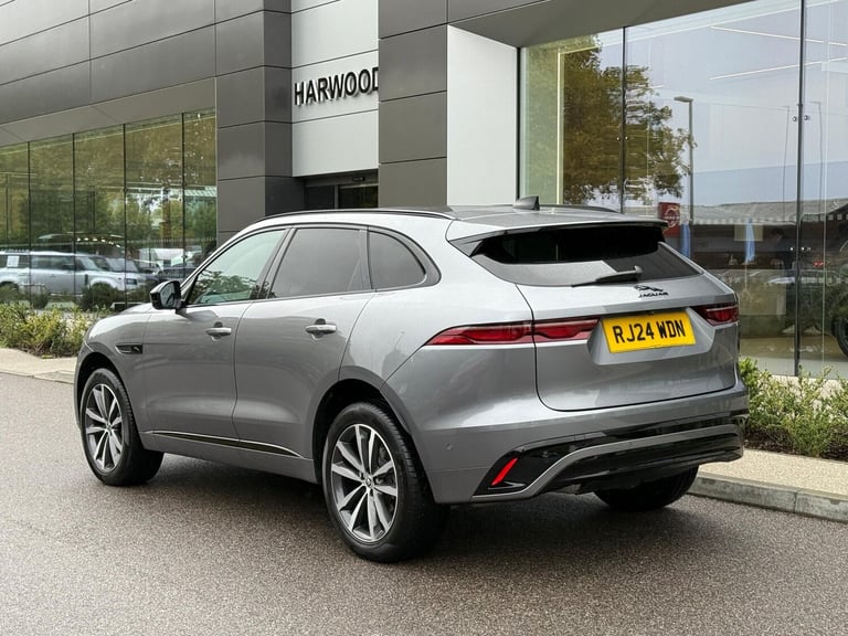 2024 Jaguar F-Pace 2.0 D200 MHEV R-Dynamic SE Black SUV 5dr Diesel Auto AWD Euro 6 (s/s) (204  ES...