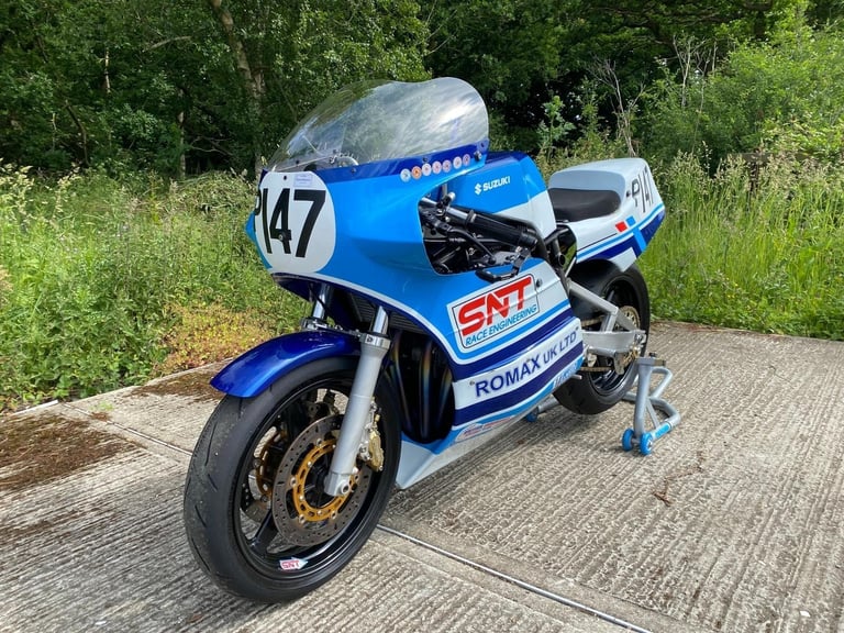 SUZUKI XR69 RACE BIKE, HIGHLY TUNED 1261 ENGINE, BUILT FOR THE ISLE OF MAN