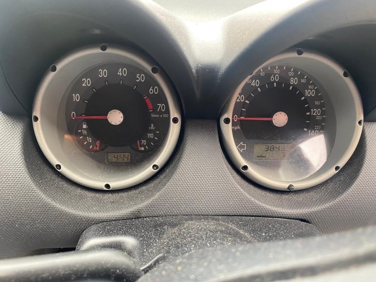 Volkswagen, LUPO, Hatchback, 2005, Manual, 999 (cc), 3 doors