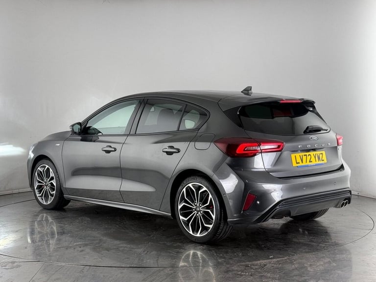 2022 Ford Focus 1.0T EcoBoost MHEV ST-Line Vignale DCT Euro 6 (s/s) 5dr Hatchback PETROL Automatic