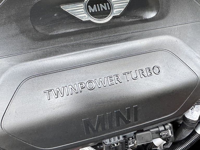 MINI HATCH 1.5 Cooper D 3-Door Hatch White Manual Diesel 2014 CHILI PACK