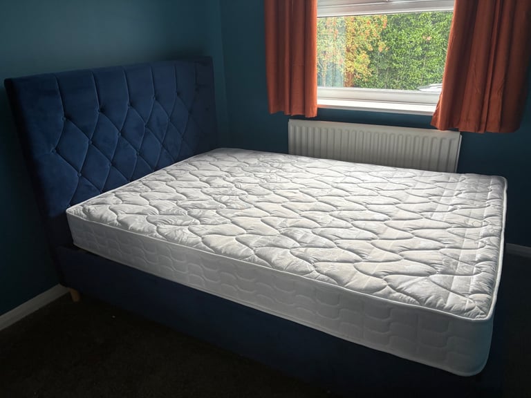 image for Berringer Navy Upholstered Bed