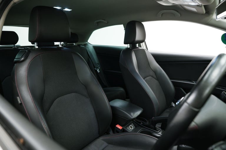 2013 SEAT Leon 1.8 TSI FR 3dr [Technology Pack] HATCHBACK PETROL Manual