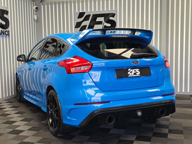 2017 Ford Focus 2.3T EcoBoost RS Hatchback 5dr Petrol Manual AWD Euro 6 (s/s) (350 ps) Hatchback ...