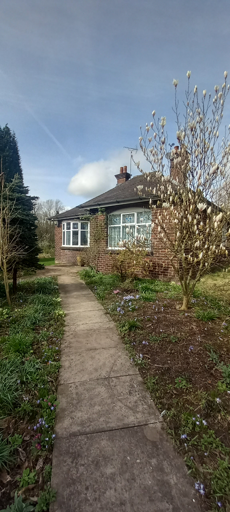 **LET BY**THREE BEDROOM**DETACHED BUNGALOW**MADELEY HEATH**