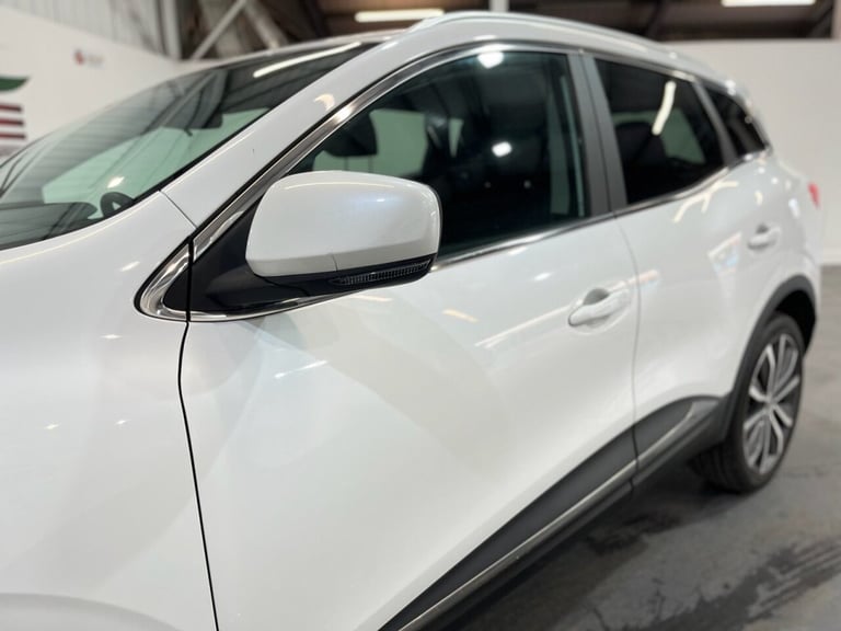 2019 Renault Kadjar 1.3 TCe Iconic SUV 5dr Petrol Manual Euro 6 (s/s) (140 ps) HATCHBACK Petrol M...