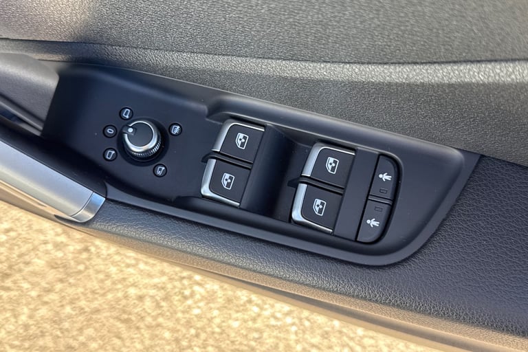 2021 Audi Q2 Technik 30 TFSI  110 PS 6-speed SUV PETROL Manual
