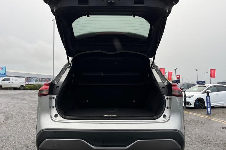 2023 Nissan Qashqai 1.3 DiG-T MH 158 N-Connecta 5dr Xtronic HATCHBACK PETROL Automatic