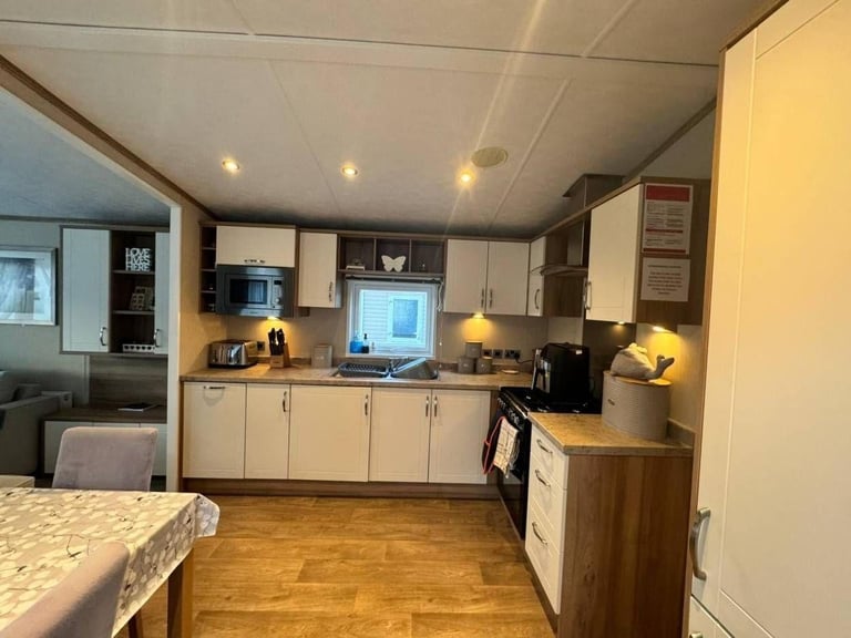 Pemberton Marlow in Devon  - Lodge / Caravan 