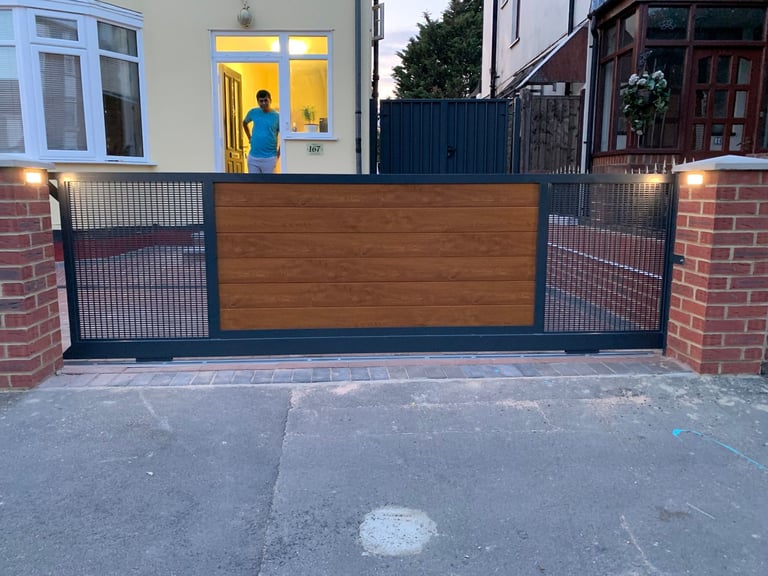 Steel Gates, Sliding Gates, Balustrades, Railings & Barriers – Installation Available