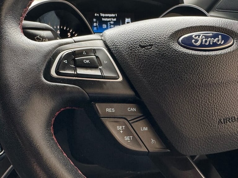  Ford Kuga T EcoBoost ST-Line X SUV Petrol Manual