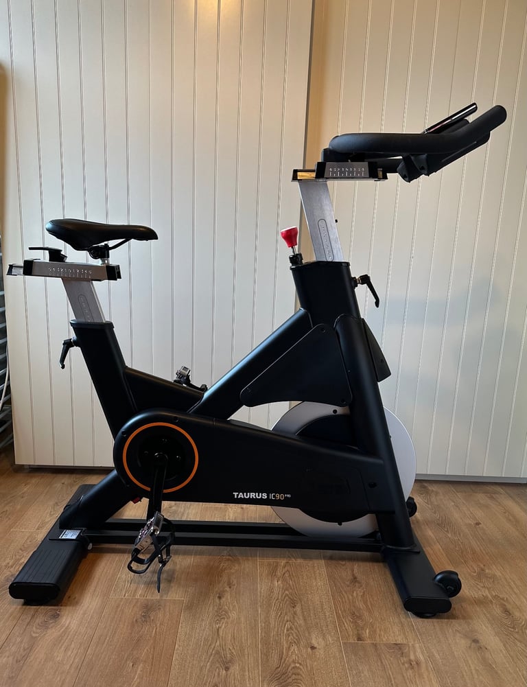 Taurus IC90 Pro Indoor Spin Bike