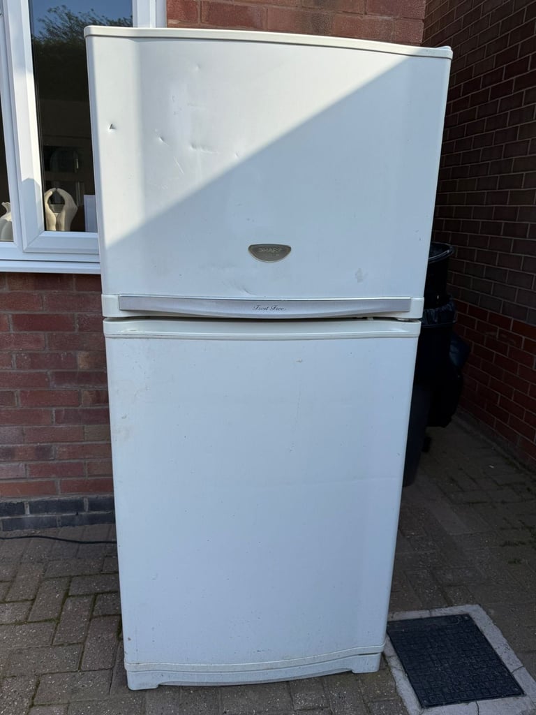 Sharp fridge freezer 