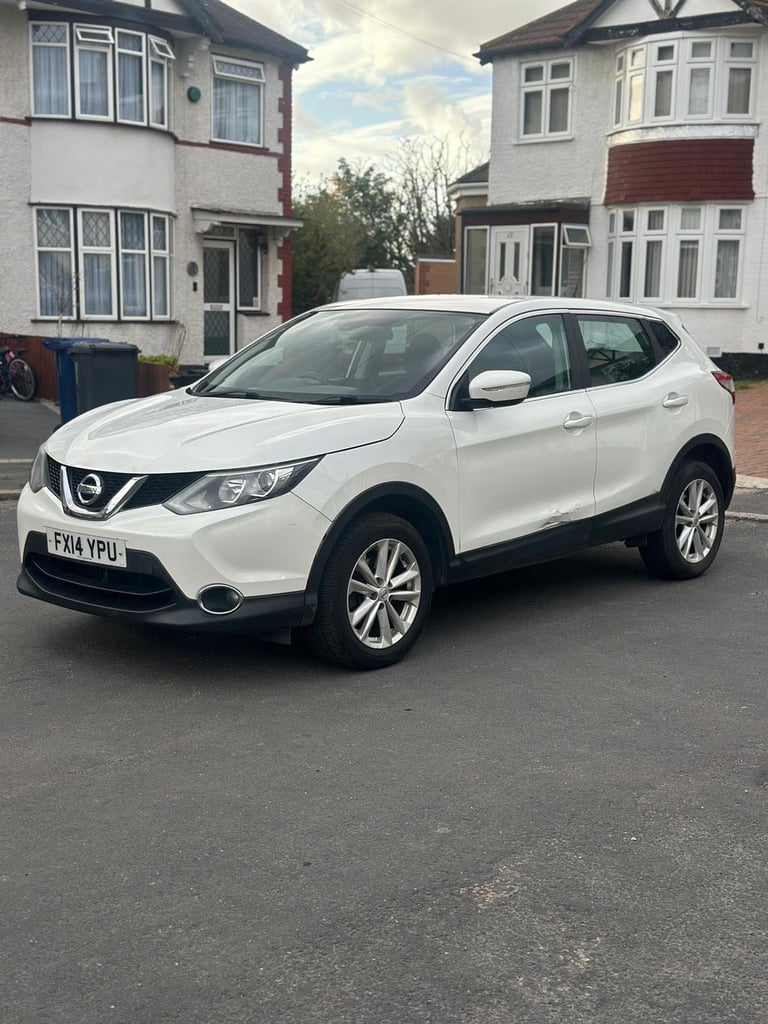 Nissan, QASHQAI, Hatchback, 2014, Manual, 1197 (cc), 5 doors
