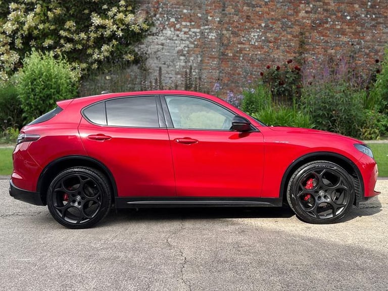 2025 Alfa Romeo Stelvio 2.0T Veloce SUV 5dr Petrol Auto Q4 AWD Euro 6 (s/s) (280 ps) Automatic SU...