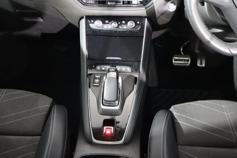 2023 Vauxhall Grandland 1.6 Plug-in Hybrid Ultimate 5dr Auto HATCHBACK PETROL/ELECTRIC Automatic