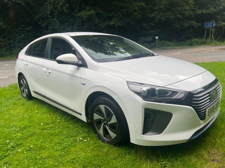 HYUNDAI IONIQ 1.6 h-GDi SE White Auto Petrol Hybrid 2018