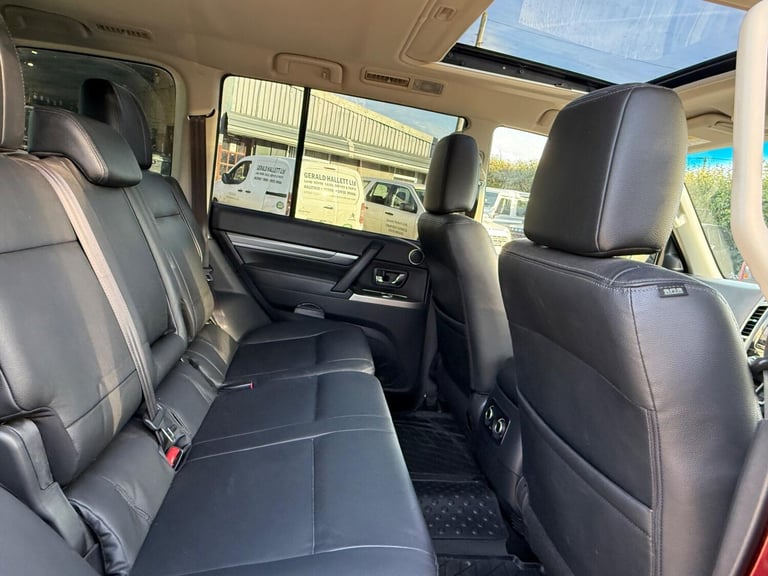 2017 Mitsubishi Shogun 3.2 DI-DC SG3 Auto 4WD Euro 6 5dr LWB ESTATE Diesel Automatic