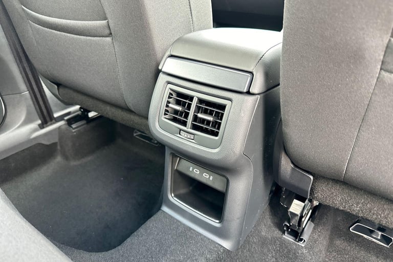 2025 SEAT Ateca 1.5 TSI EVO SE Technology DSG Euro 6 (s/s) 5dr SUV PETROL Automatic