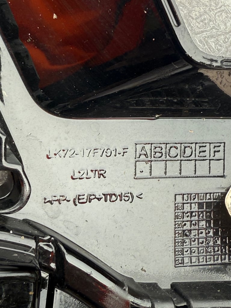 Land Rover Discovery Sport L550 Front Bumper Grill LK72-17F791-F Genuine.