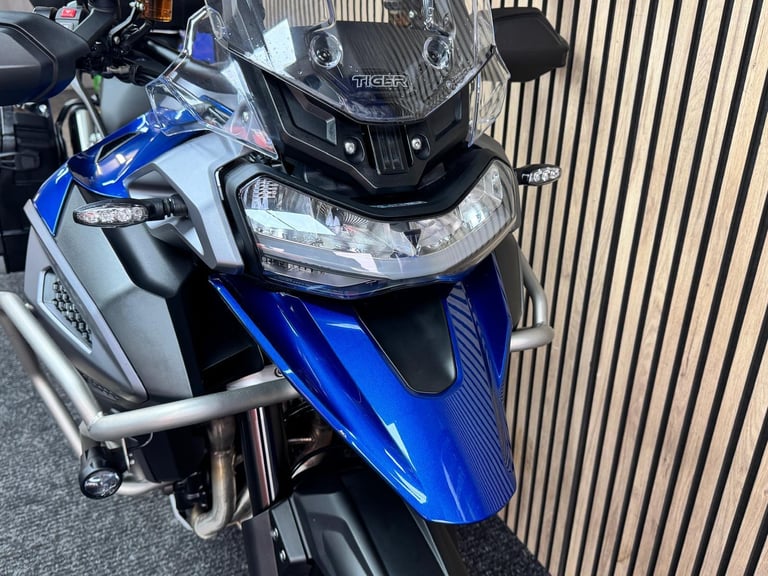 2023 73 Triumph Tiger 1200 GT Explorer - LUGGAGE - BREMBO - REAR RADAR